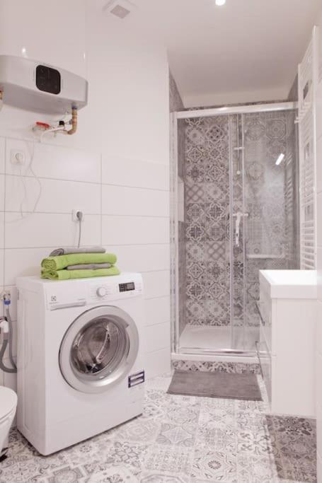 Prague Center Apartment With Fireplace Екстериор снимка